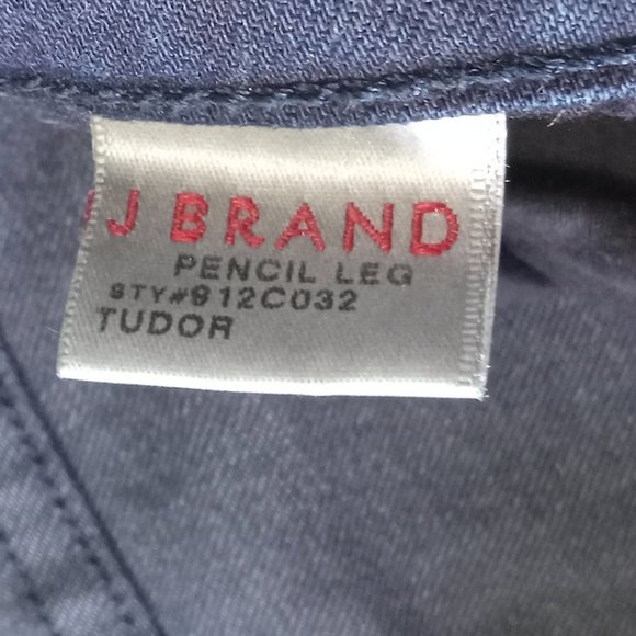 J BRAND | Pencil Leg Jeans - Picture 6 of 11